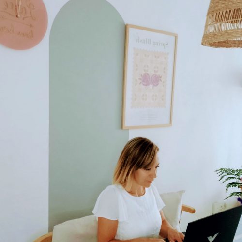 7 Marie Déom Pink seed marketing